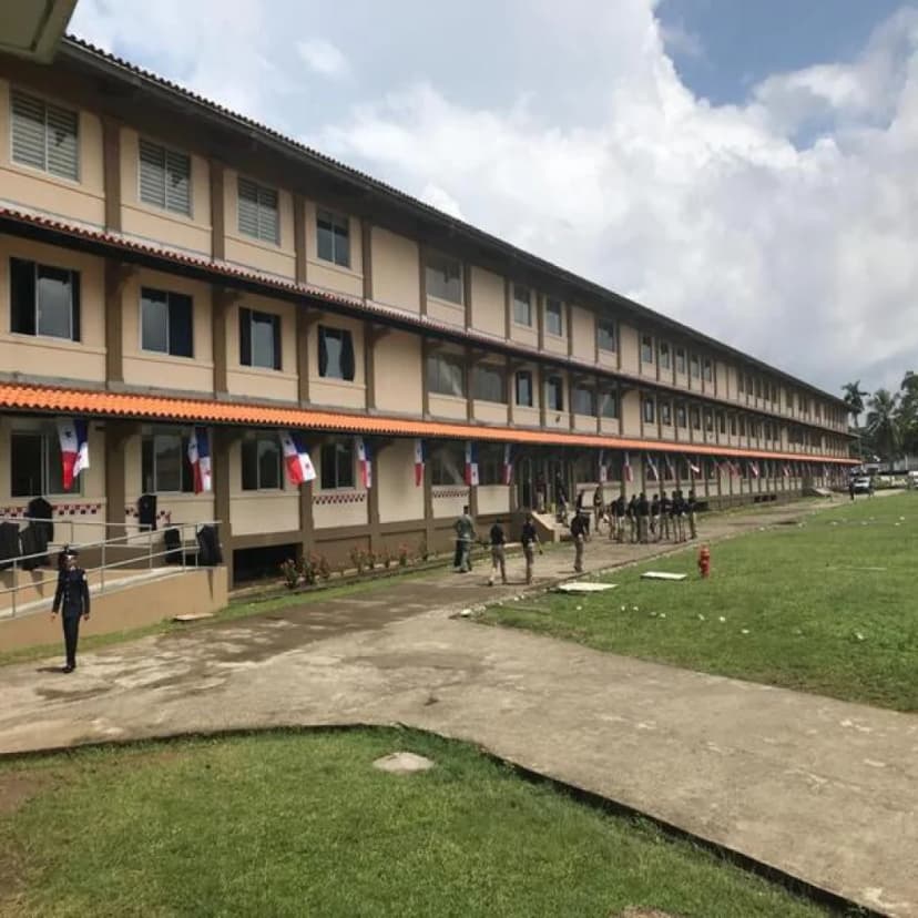 Centro de Enseñanza Superior (CES)