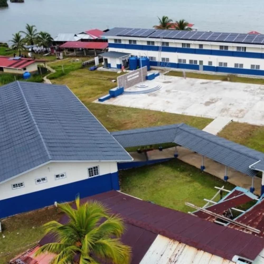 Centros Educativos Río Chucará y Punta Escondida