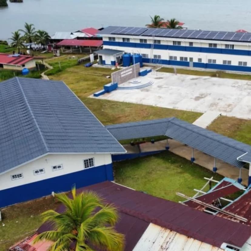 Centros Educativos Río Chucará y Punta Escondida