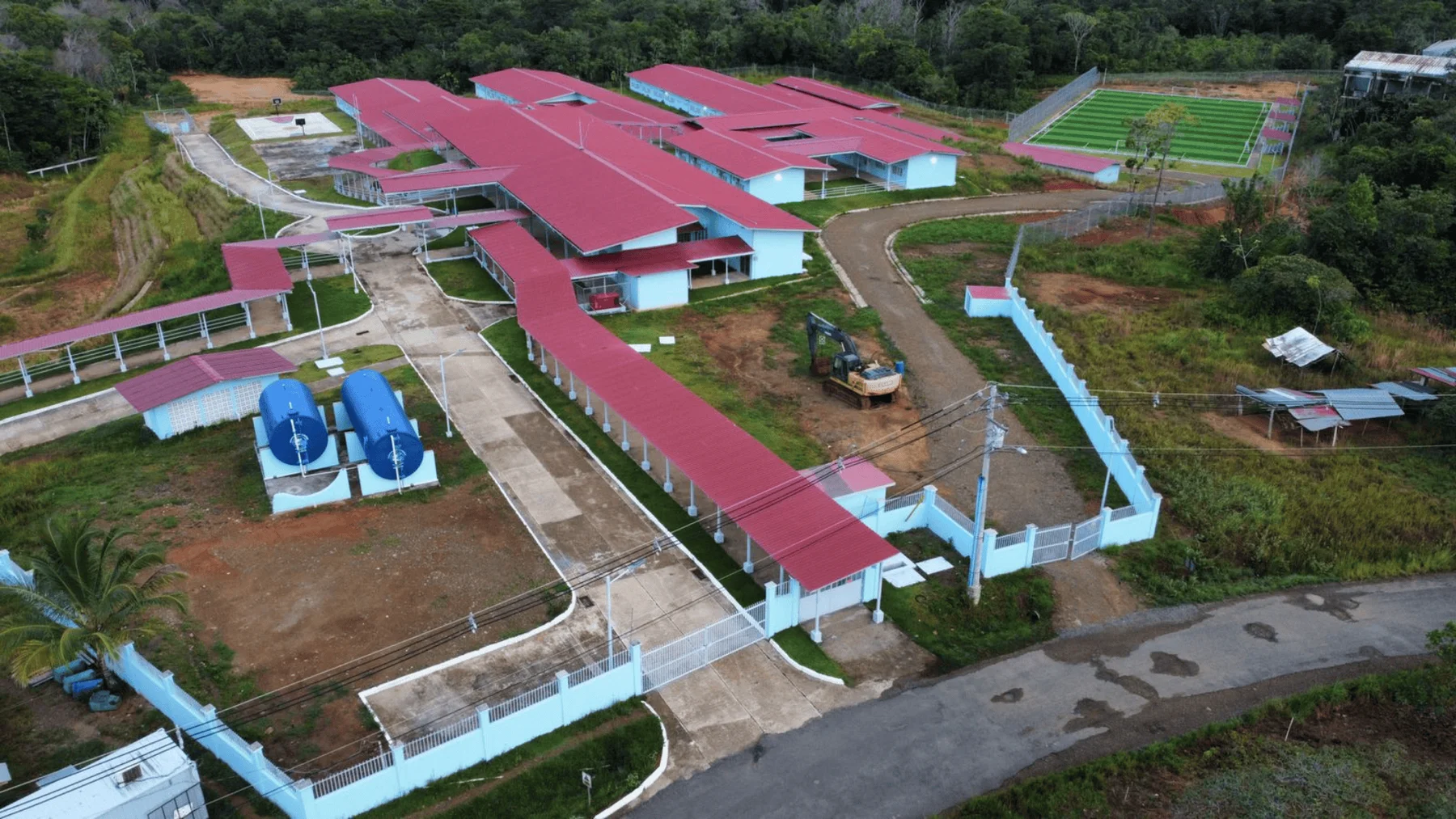 Vista del conjunto educativo Gardí Sugdup en Guna Yala